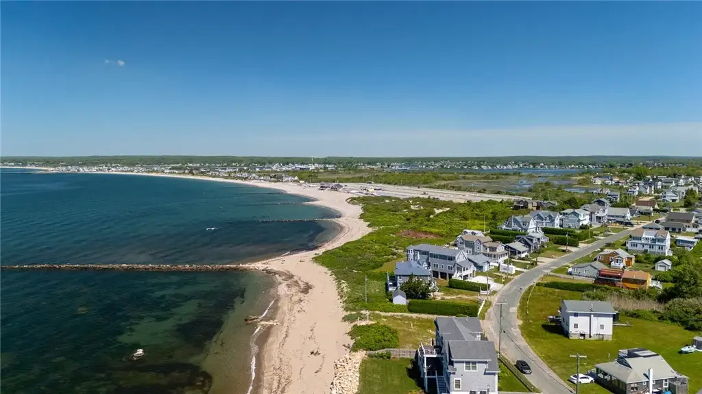 Stanton Ave, Narragansett