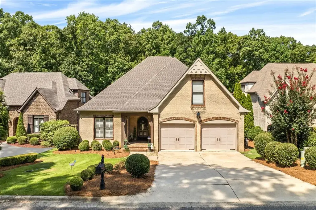814 Barkley Crst Cir, Auburn