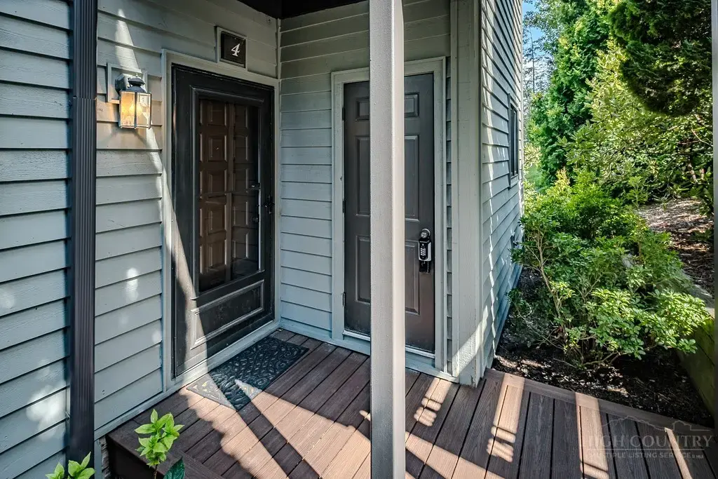 245 Evergreen Drive # 4 Chestnut, Blowing Rock