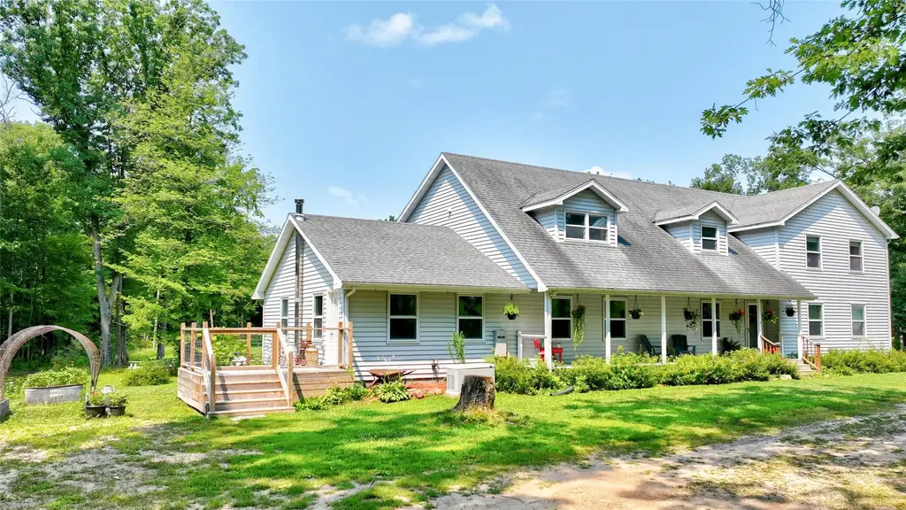 978 S County Road G, Boyd
