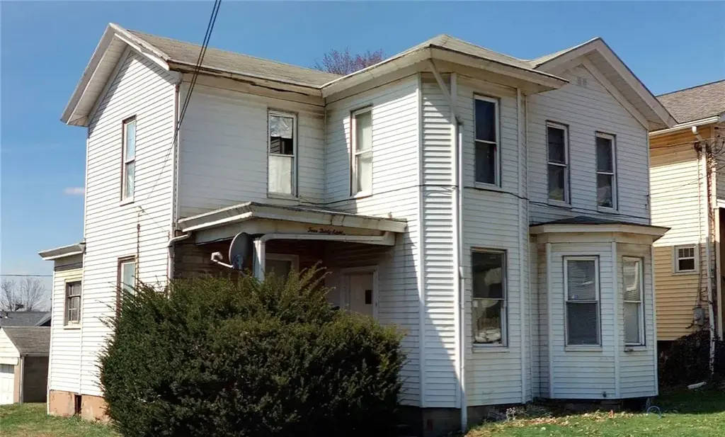 438 New York Avenue , Rochester