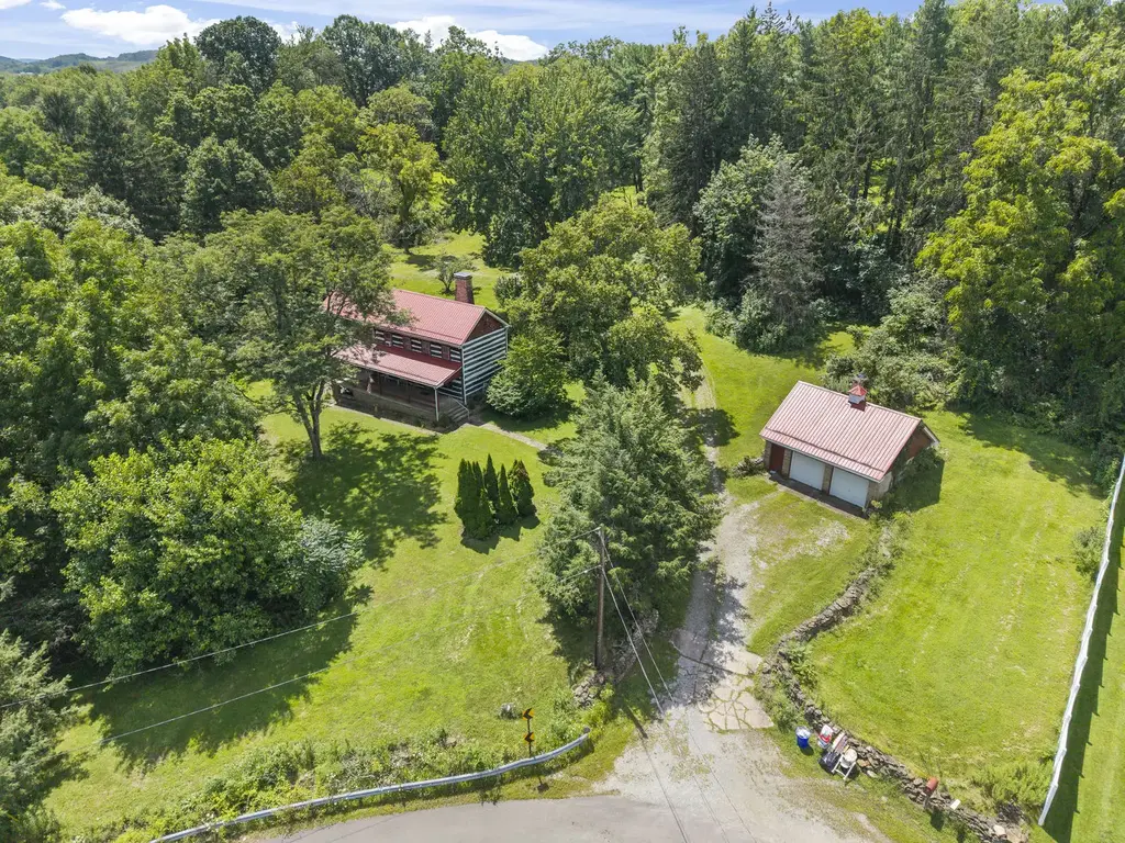 154 Street Johns Church Road, Hempfield