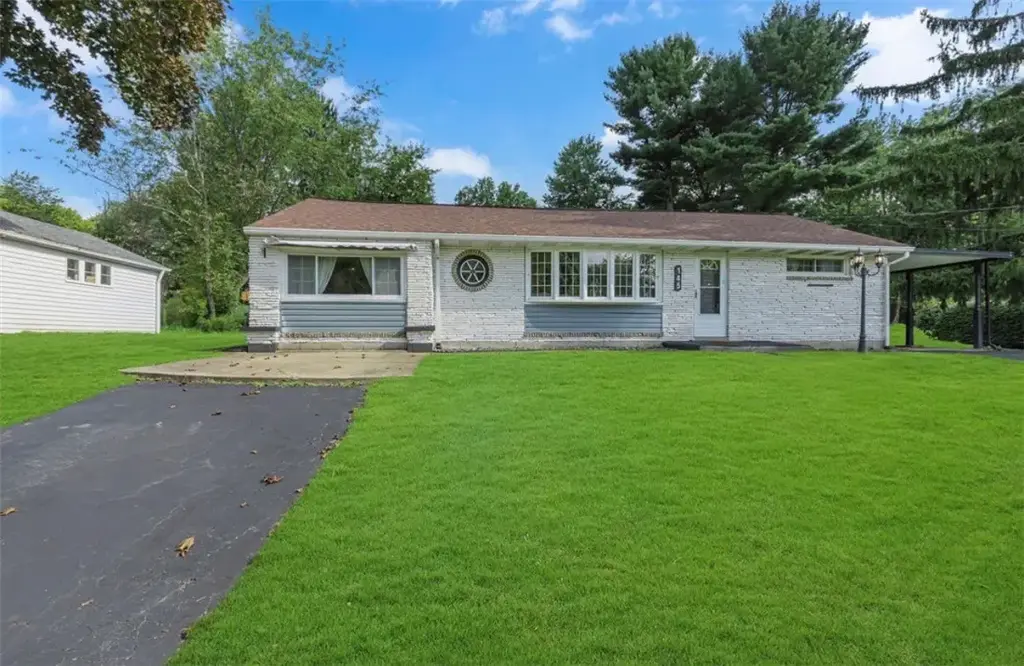 145 Mclanahan Drive , Chippewa
