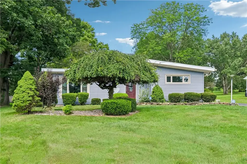 182 Upland Drive , Neshannock
