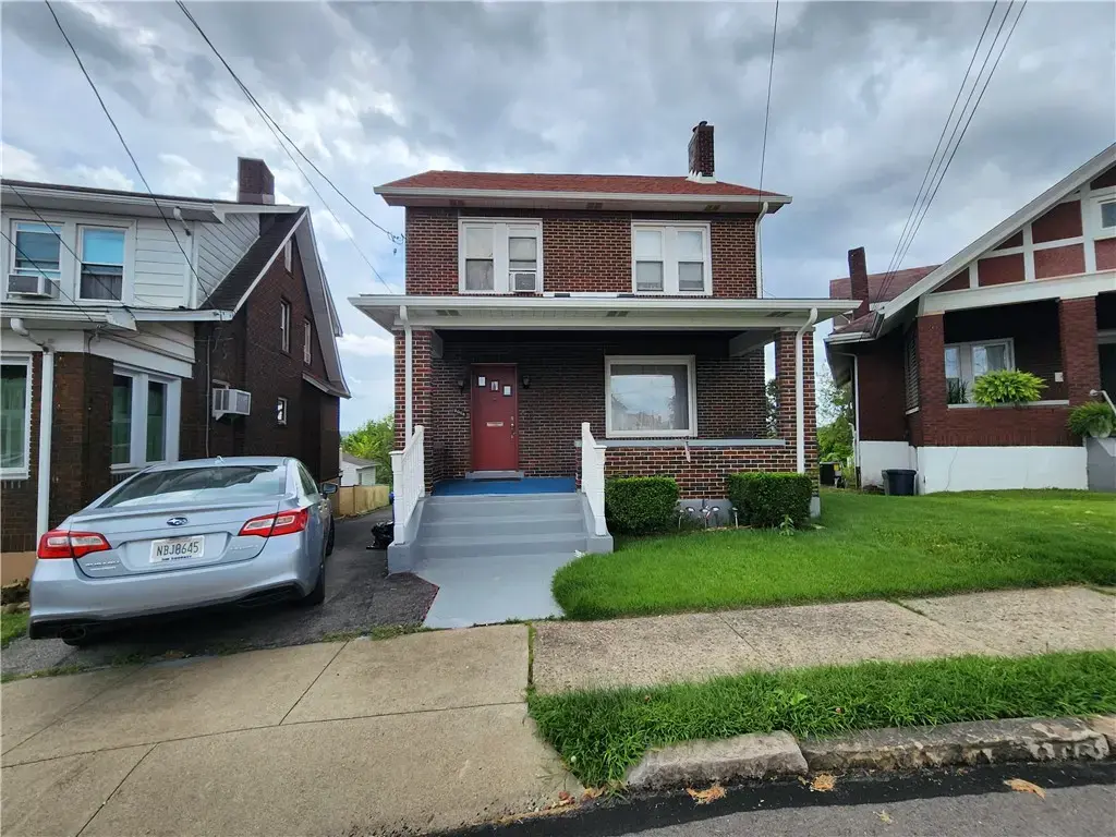 2004 Duquesne Avenue , McKeesport