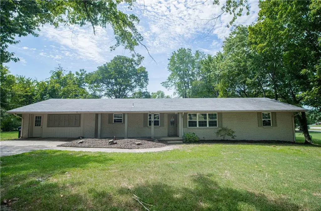 2541 Bunker Road, Harrison