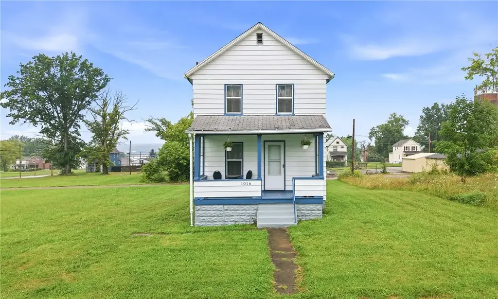 1016 Hamilton Avenue , Farrell