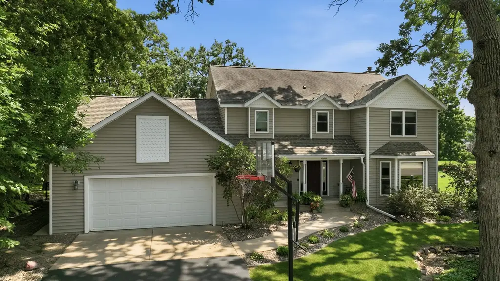 4545 Palmer Lane, Eau Claire