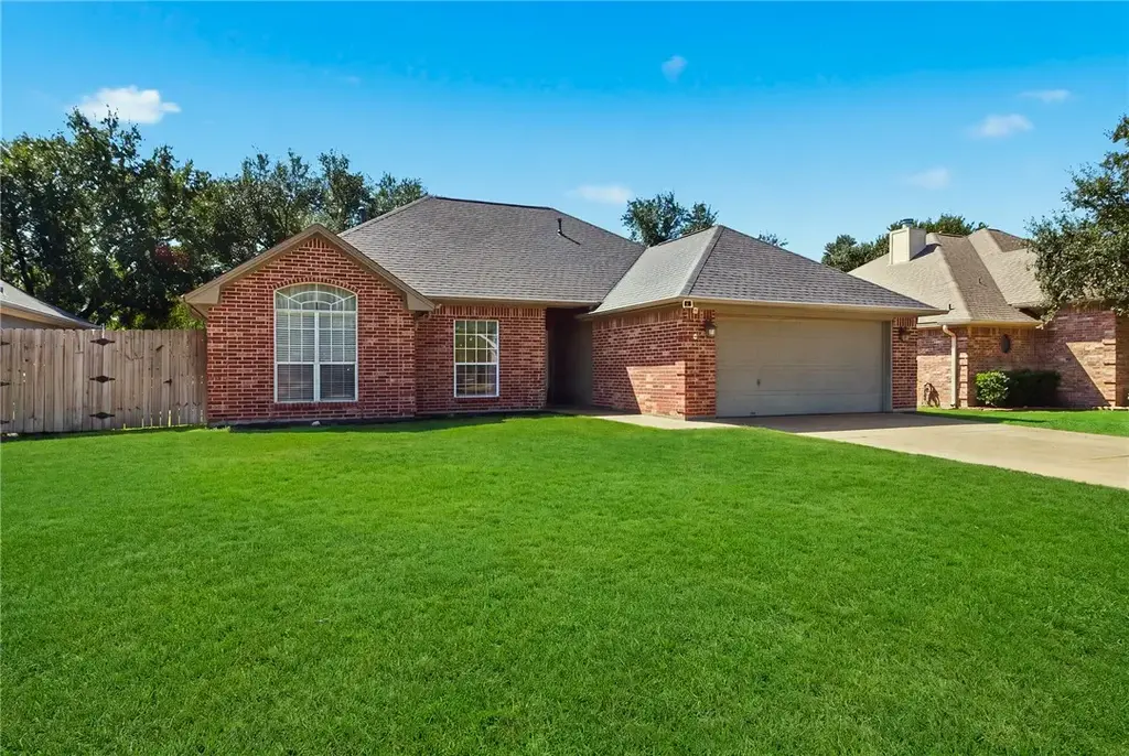610 Yorkshire Drive, College Station