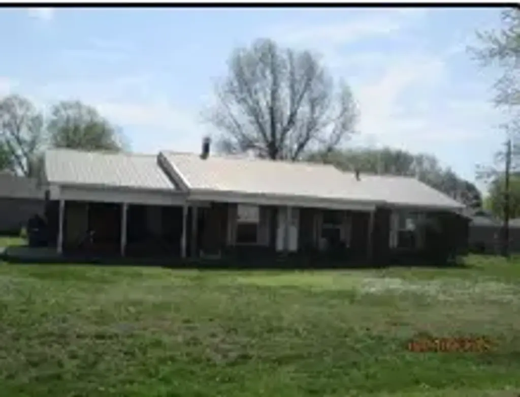 111 Frost Street, Pea Ridge