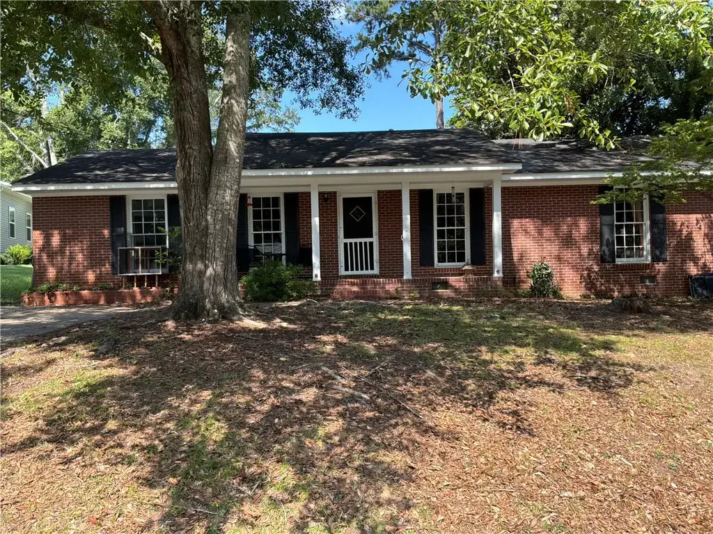 631 Florence Dr, Auburn