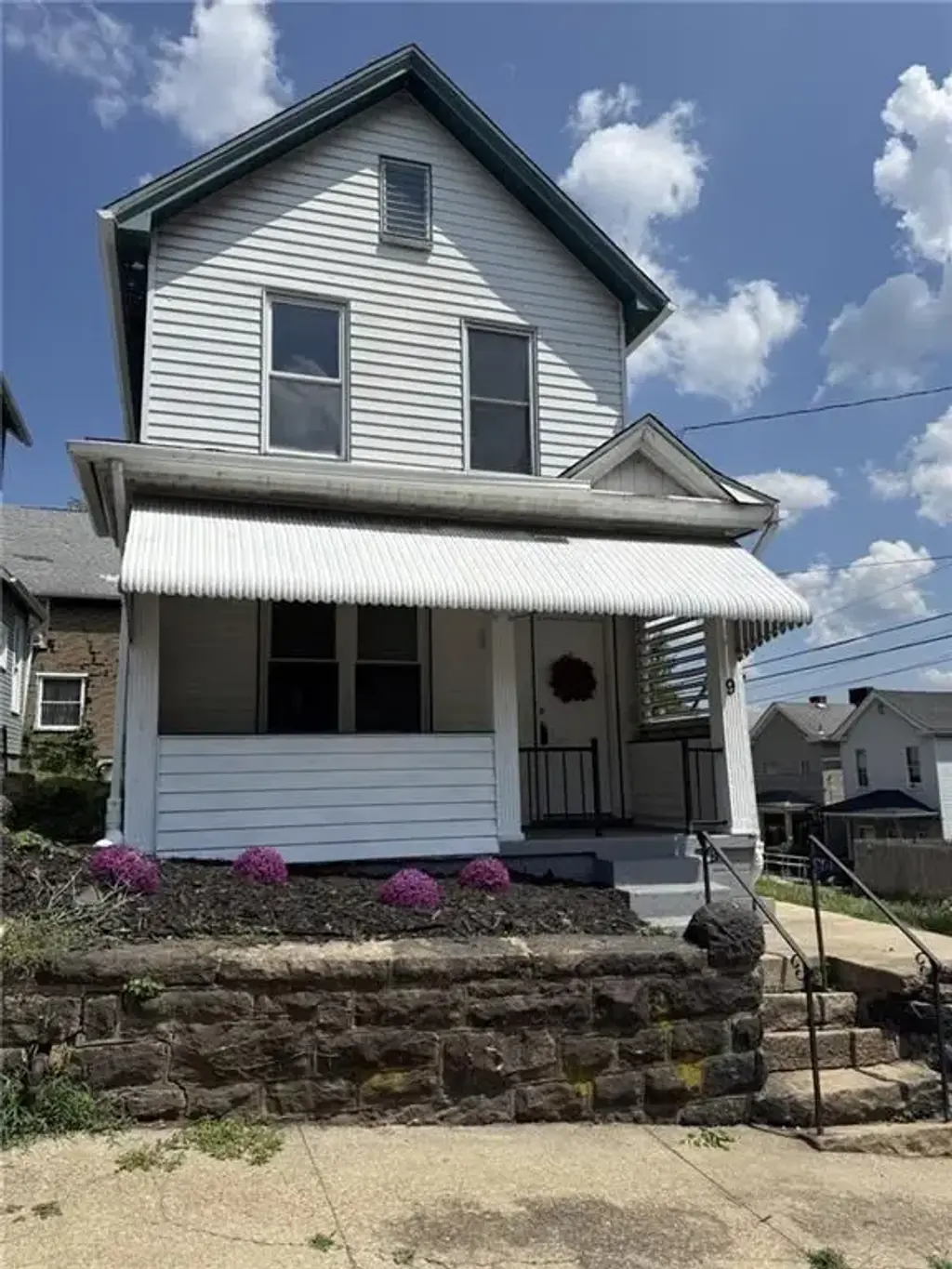 9 Gaskill Avenue , Jeannette