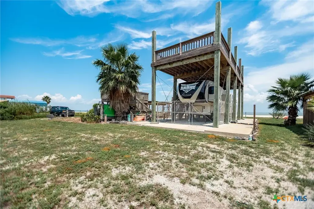 703 N Ocean Drive, Port Lavaca