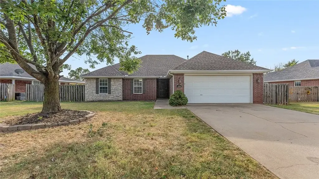 1363 Charles Street, Pea Ridge
