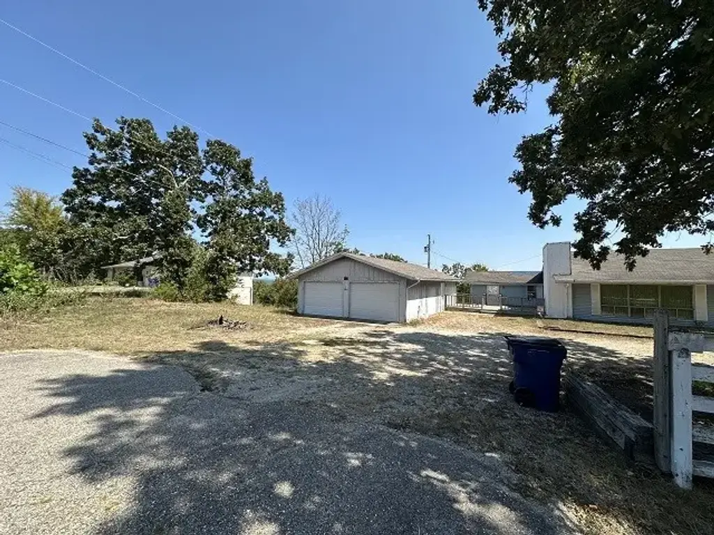 5221 Hwy 178, Flippin