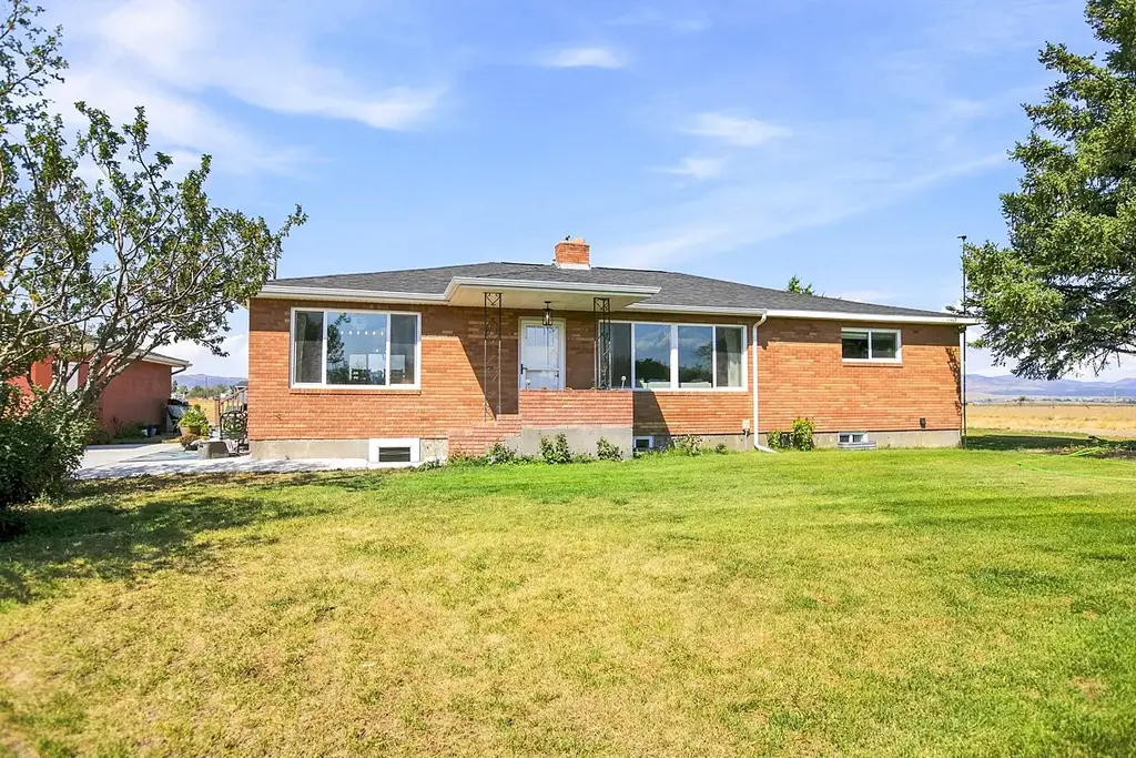 7203 Midnite Drive, Helena