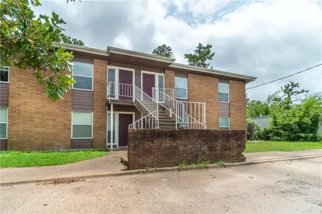 503 Foch Street 03, Bryan