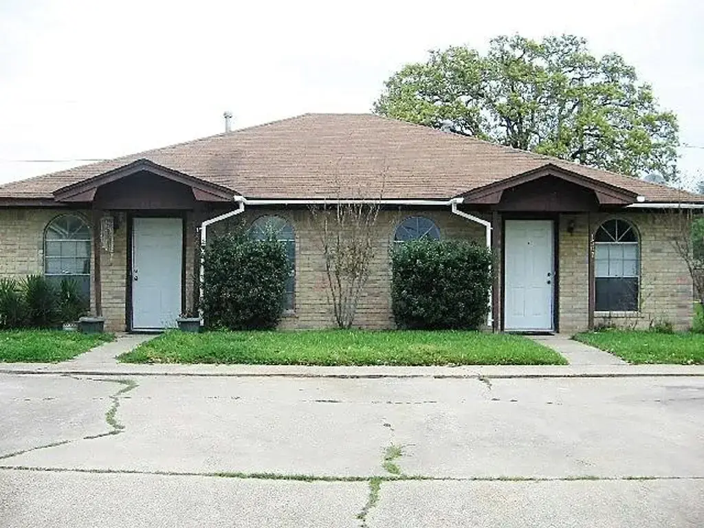 1505 Hillside Drive, College Station
