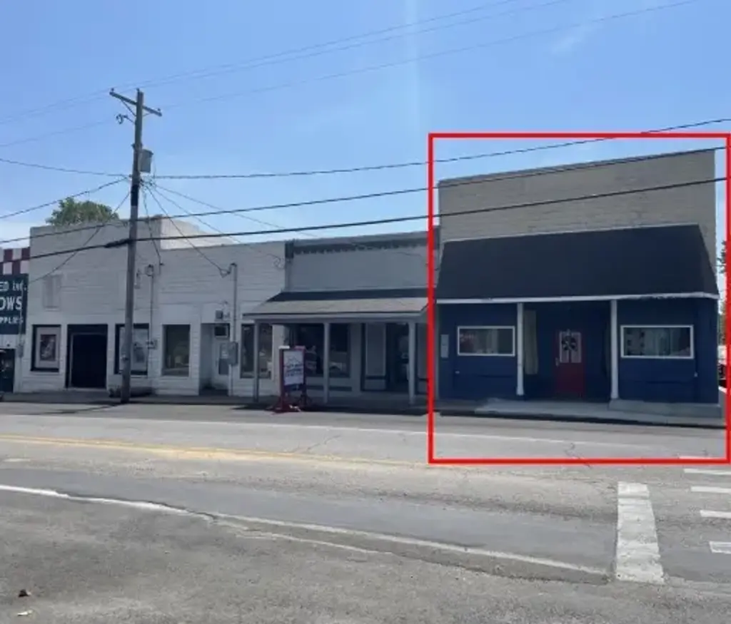 145 E Pickens & N Curtis Avenue, Pea Ridge