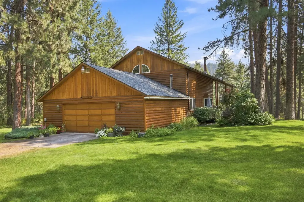 203 E River Ridge Lane, Superior
