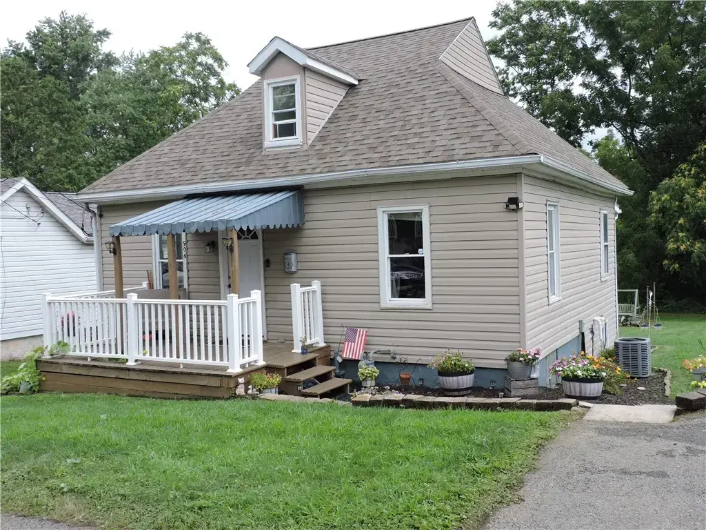 906 Vine Street , Mt Pleasant Boro