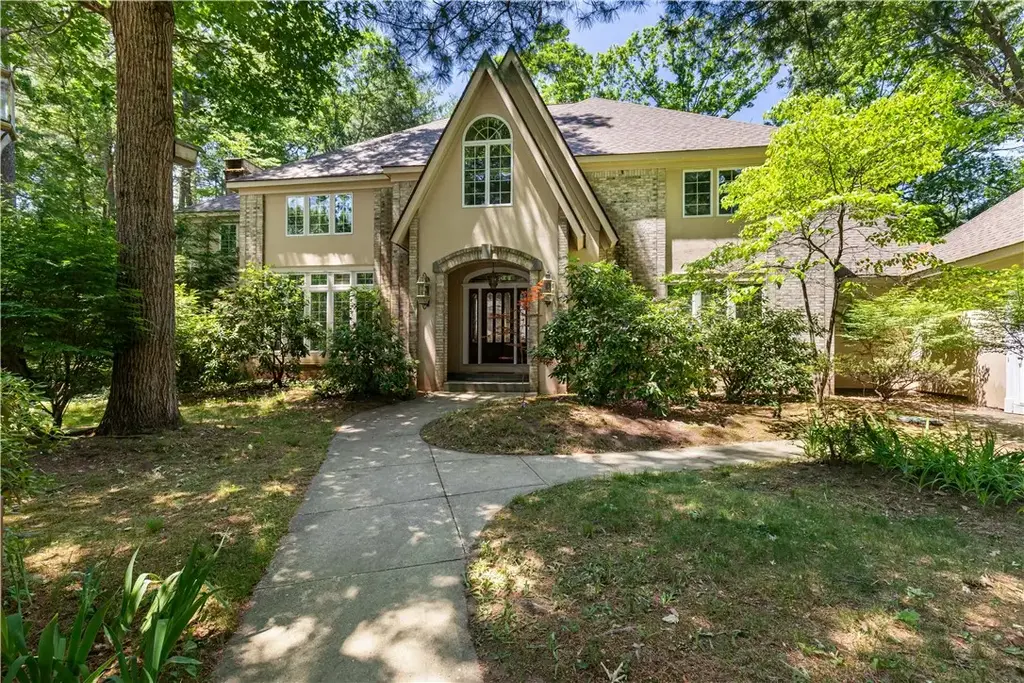 7 Kings Row, Cumberland