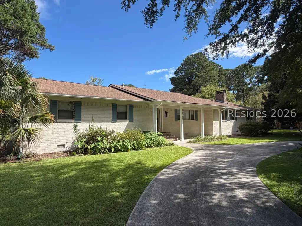 1703 Riverside Drive, Beaufort