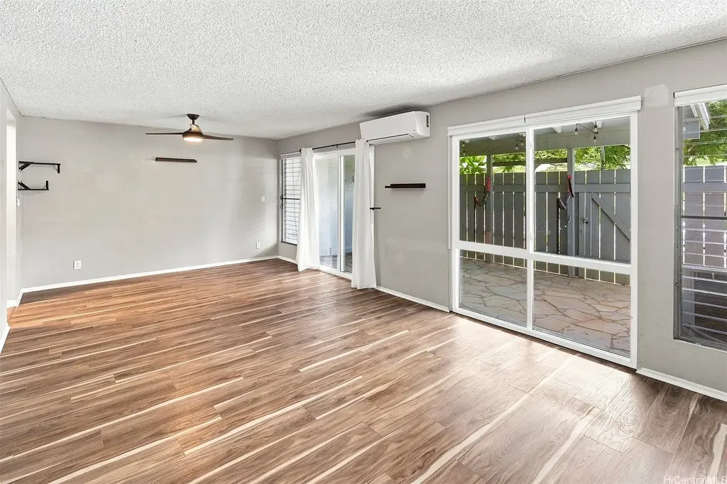 47-241 Hui Iwa Street # A, Kaneohe