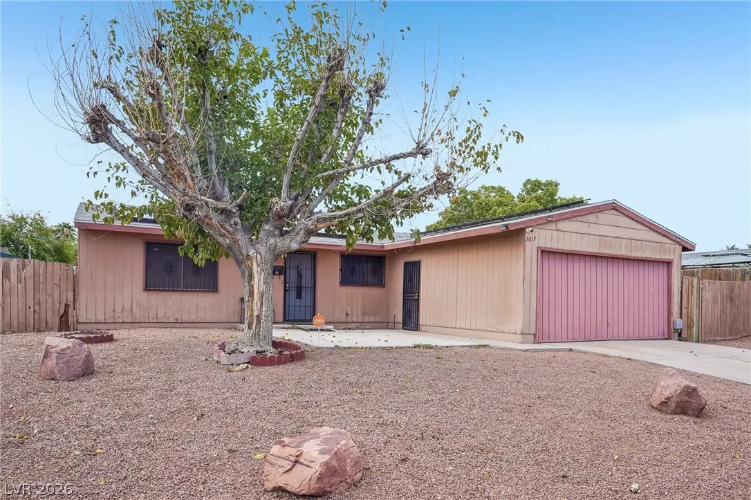 Photo of Listing #2811001