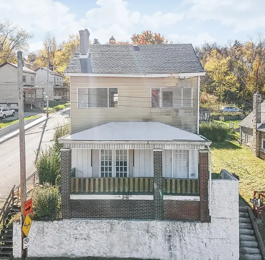 258 Warrington Avenue , Beltzhoover