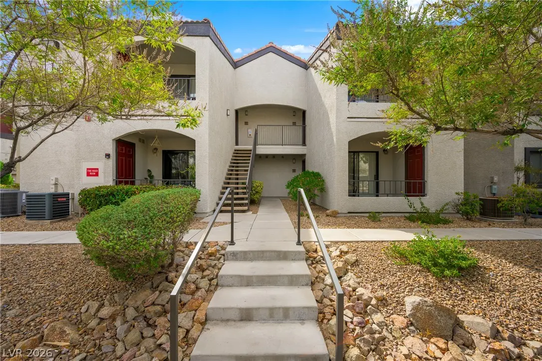 950 Seven Hills Drive 123, Henderson