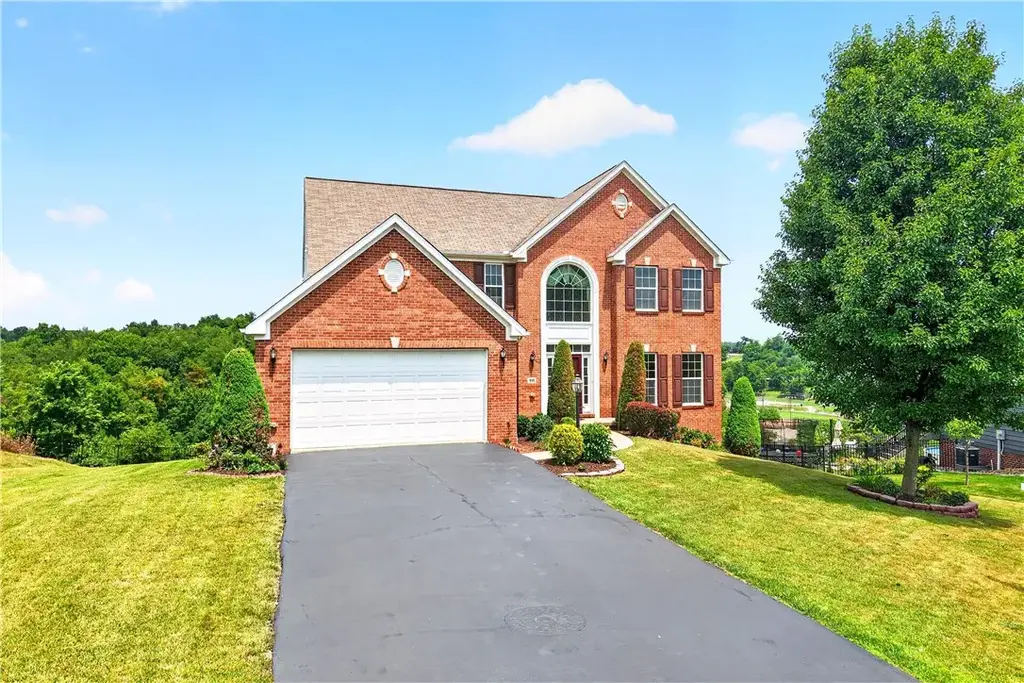 111 Walnut Drive , Robinson