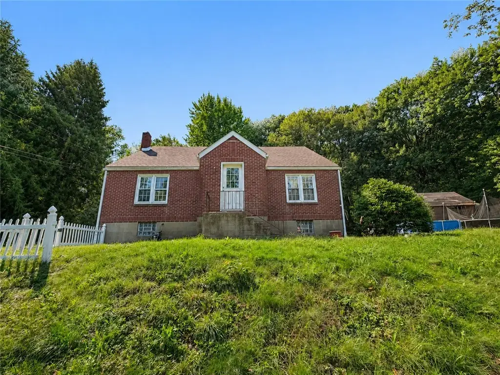 101 Sylvan Street , Twp of But SW