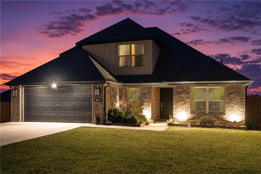 804 W Shane Court, Siloam Springs