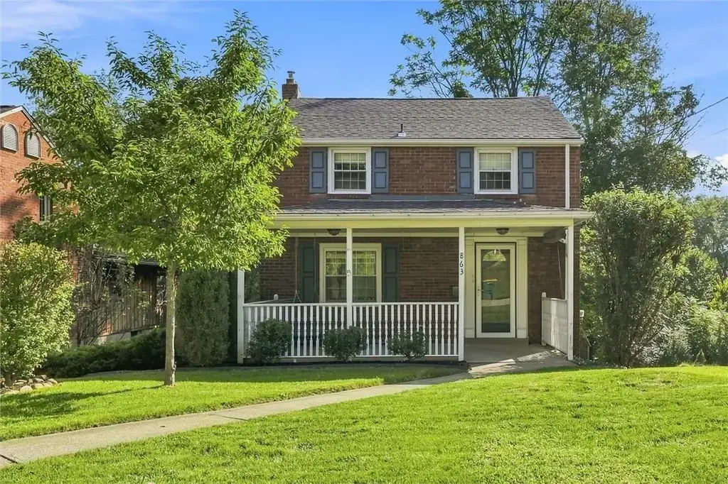 863 Middle Road , Baldwin