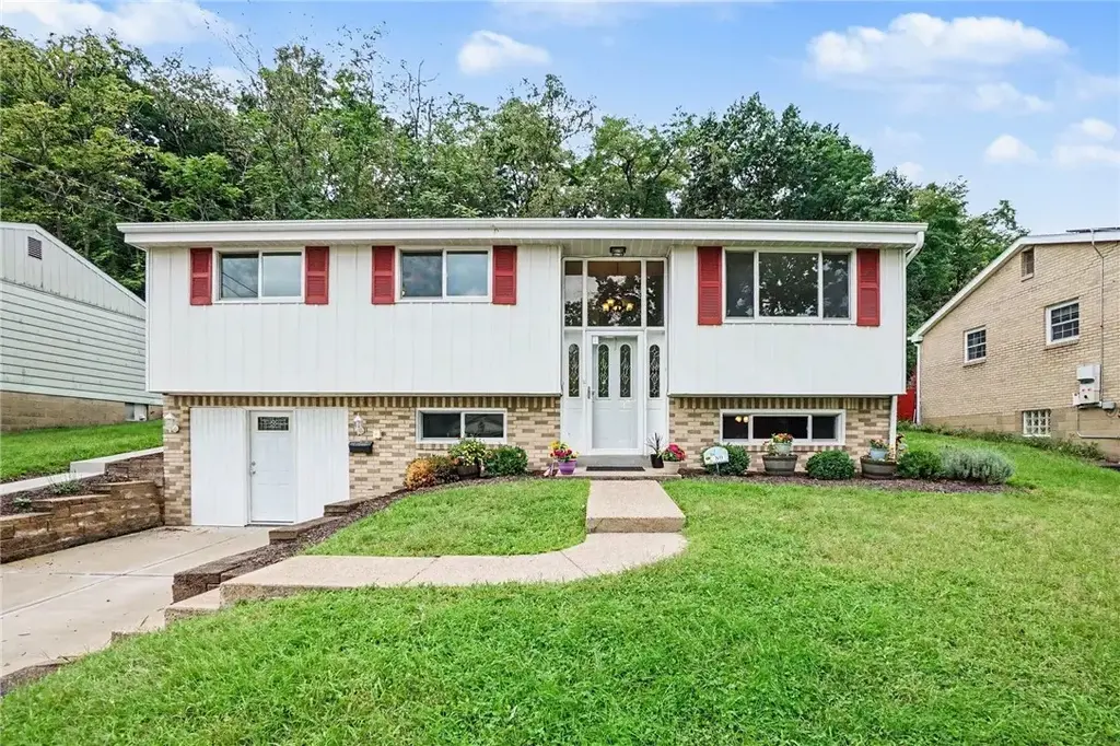 80 York Drive, Ross