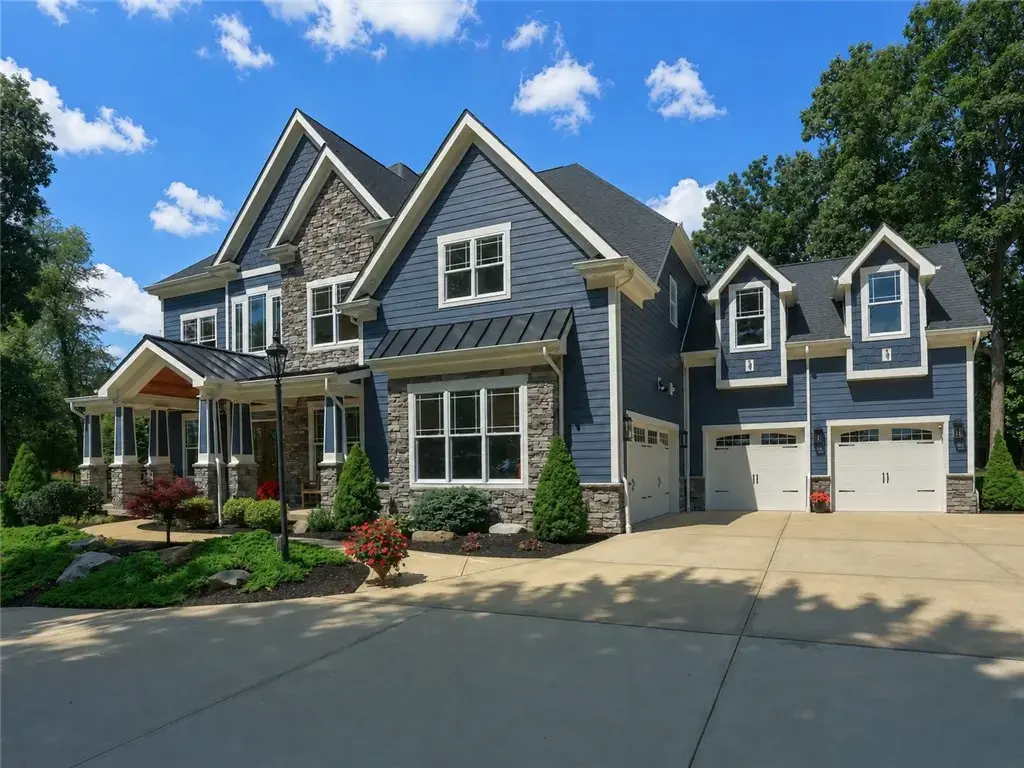 125 Fairview Drive, Cranberry