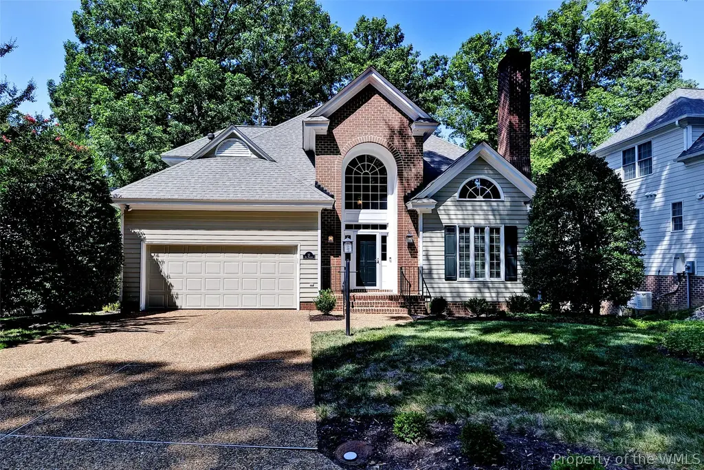 16 The Palisades, Williamsburg