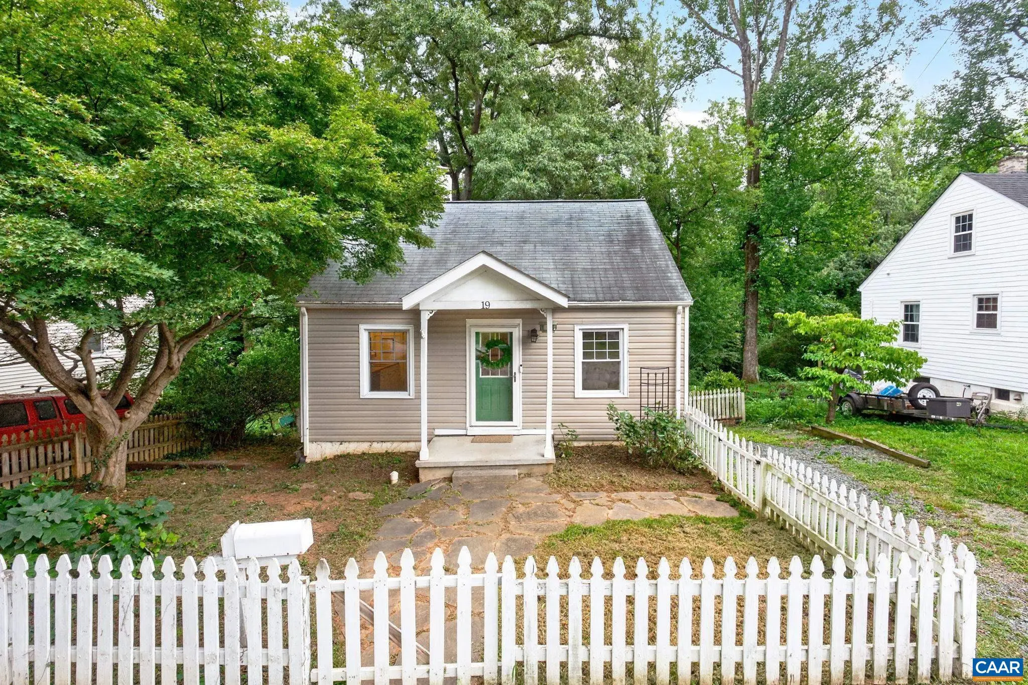 19 Mobile Ln, Charlottesville
