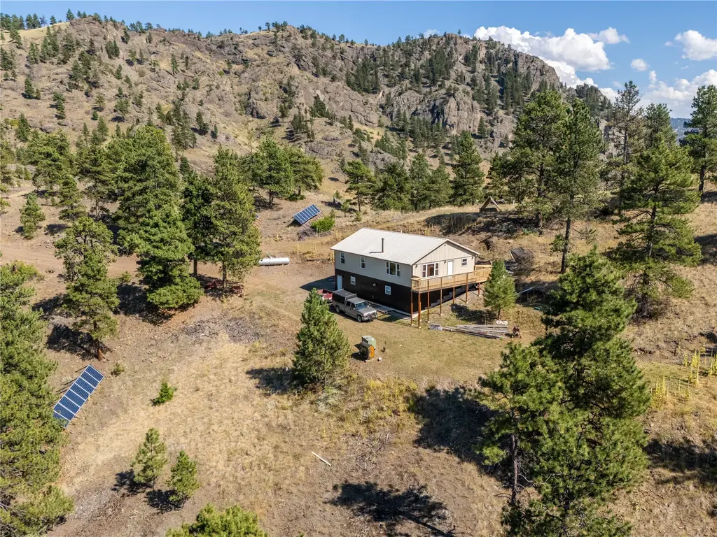 16 Loggers Lane, Cascade