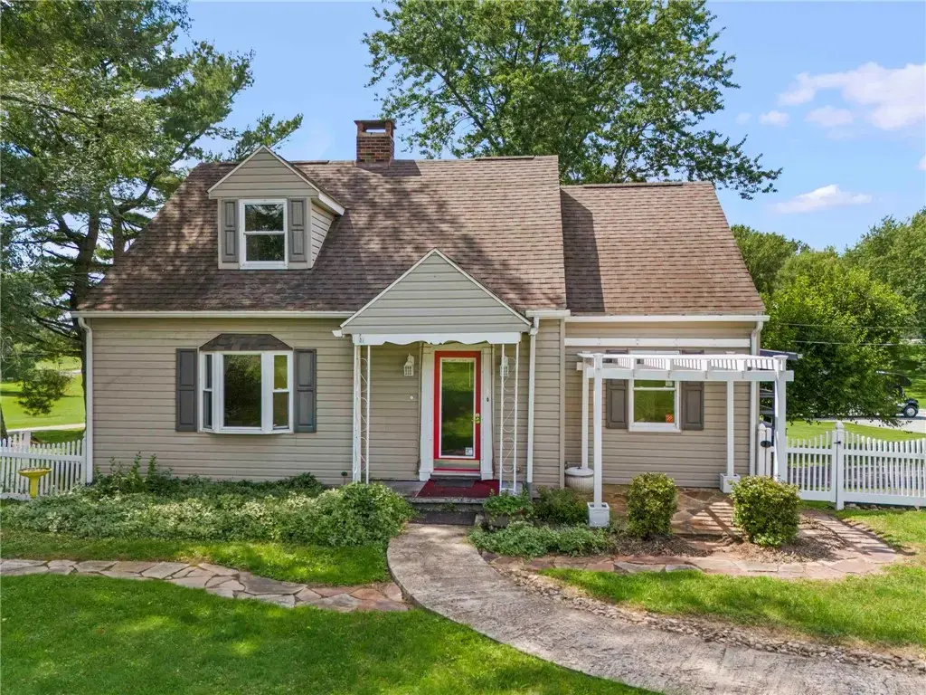 101 Beacon Light Road , Sewickley