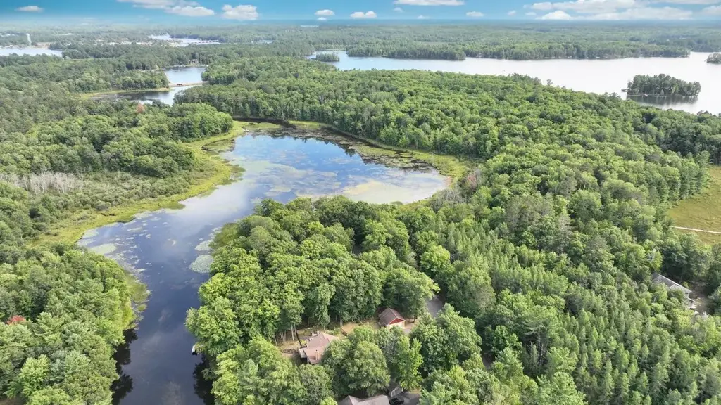 8550 Kenwood Terrace, Minocqua