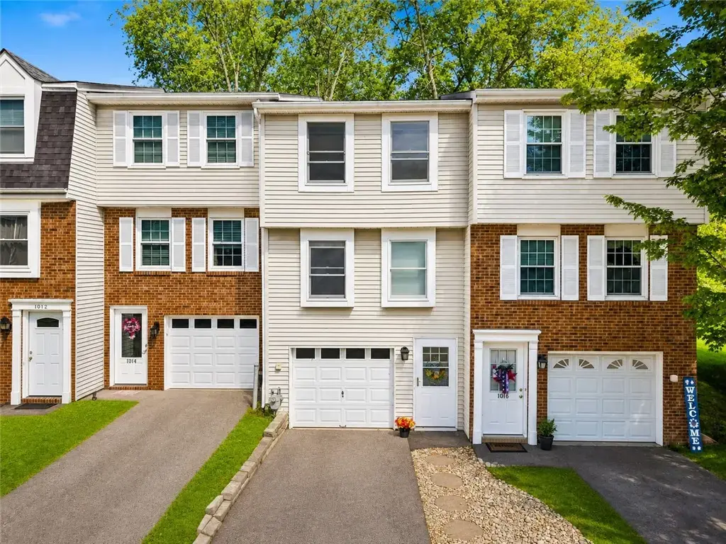 1017 Cottonwood Court , Cranberry
