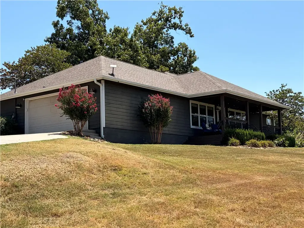 19831 Keck Road, Siloam Springs