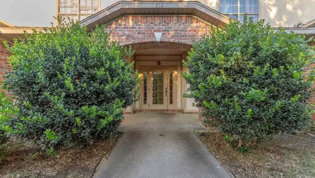 2626 N Arroyo Avenue 3, Fayetteville