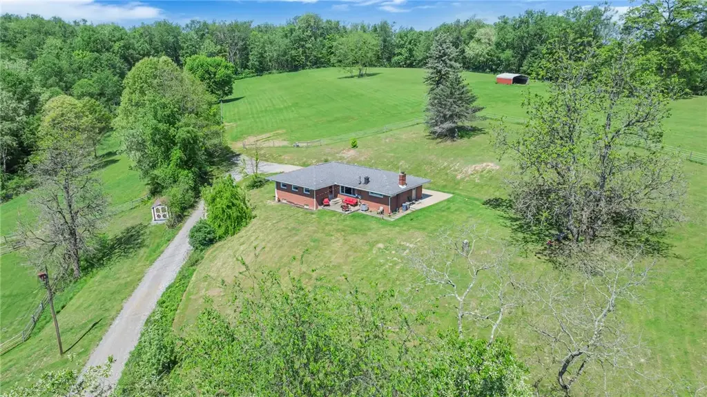 383 Ridgemont Drive , Ohioville