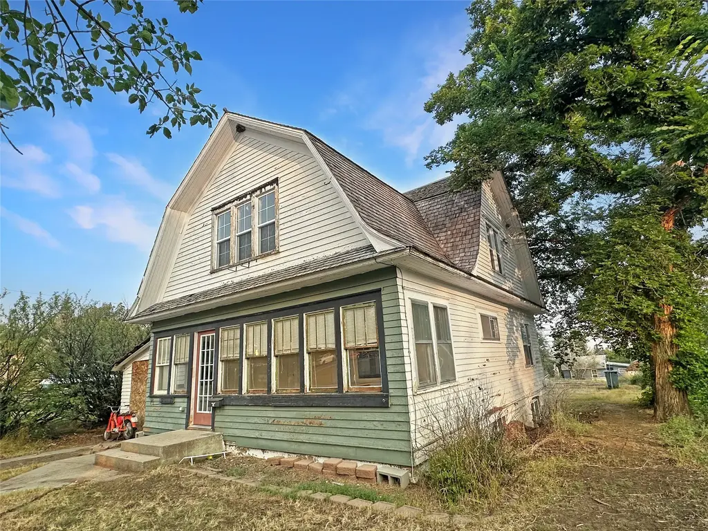 138 2nd Avenue Se, Cut Bank