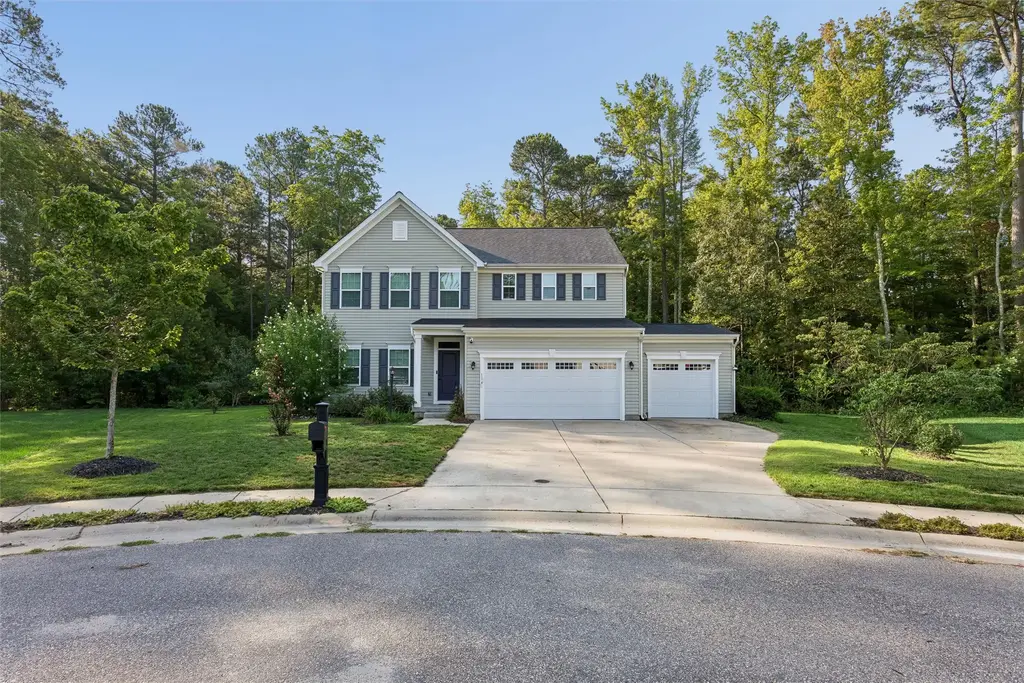 114 Silverlake Run, Yorktown