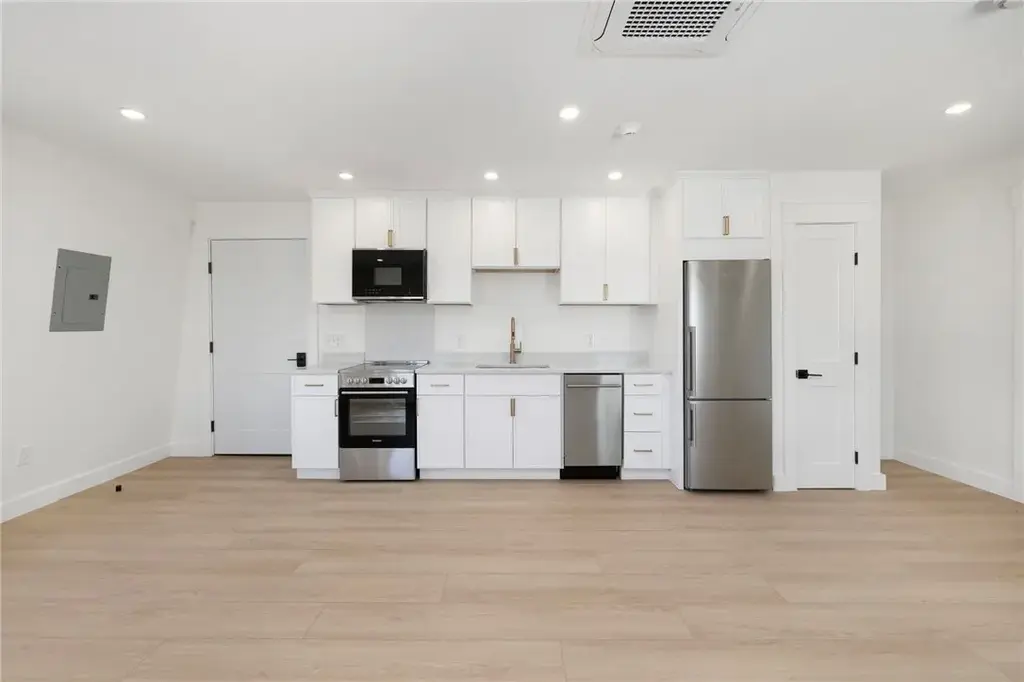05 Melrose St # 5, East Greenwich