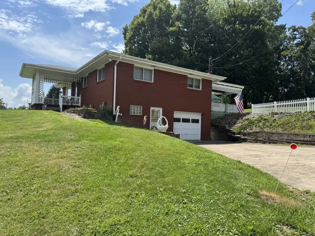213 Church Lane, Madison Boro